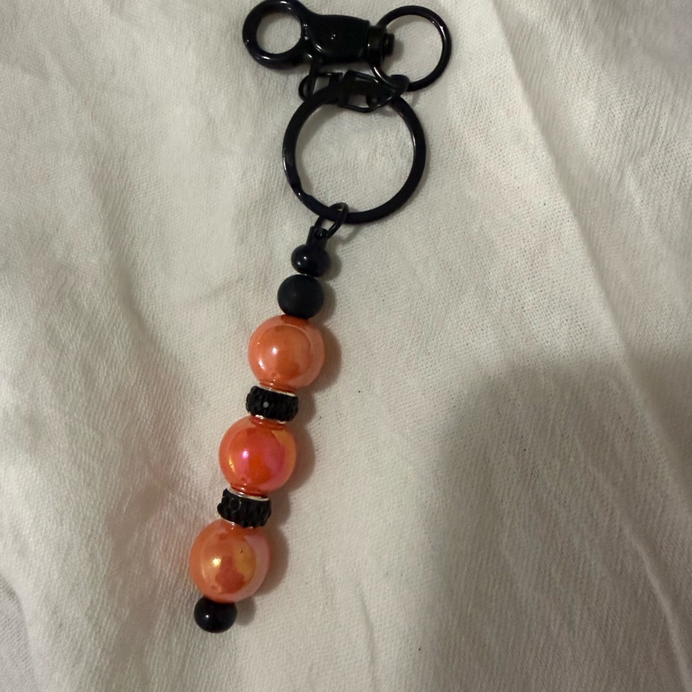 Colorful Beaded Keychain - Picture 12 of 16